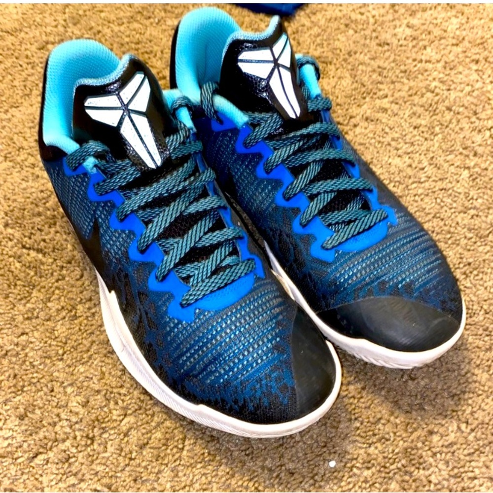Rare find…Kobe Nike Like New Mens Size 9 Mamba Rage